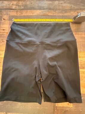 Yogalicious Black High-Waist Bike Shorts